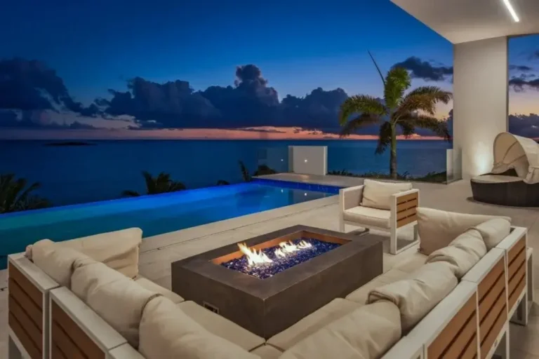 Luxury Villa Booking Options: A Professional Procurement Guide